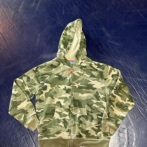 82Zero Camo jacket